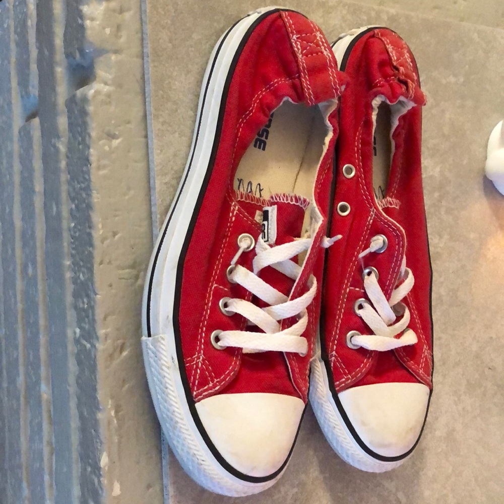 Red size 9 women’s Converse